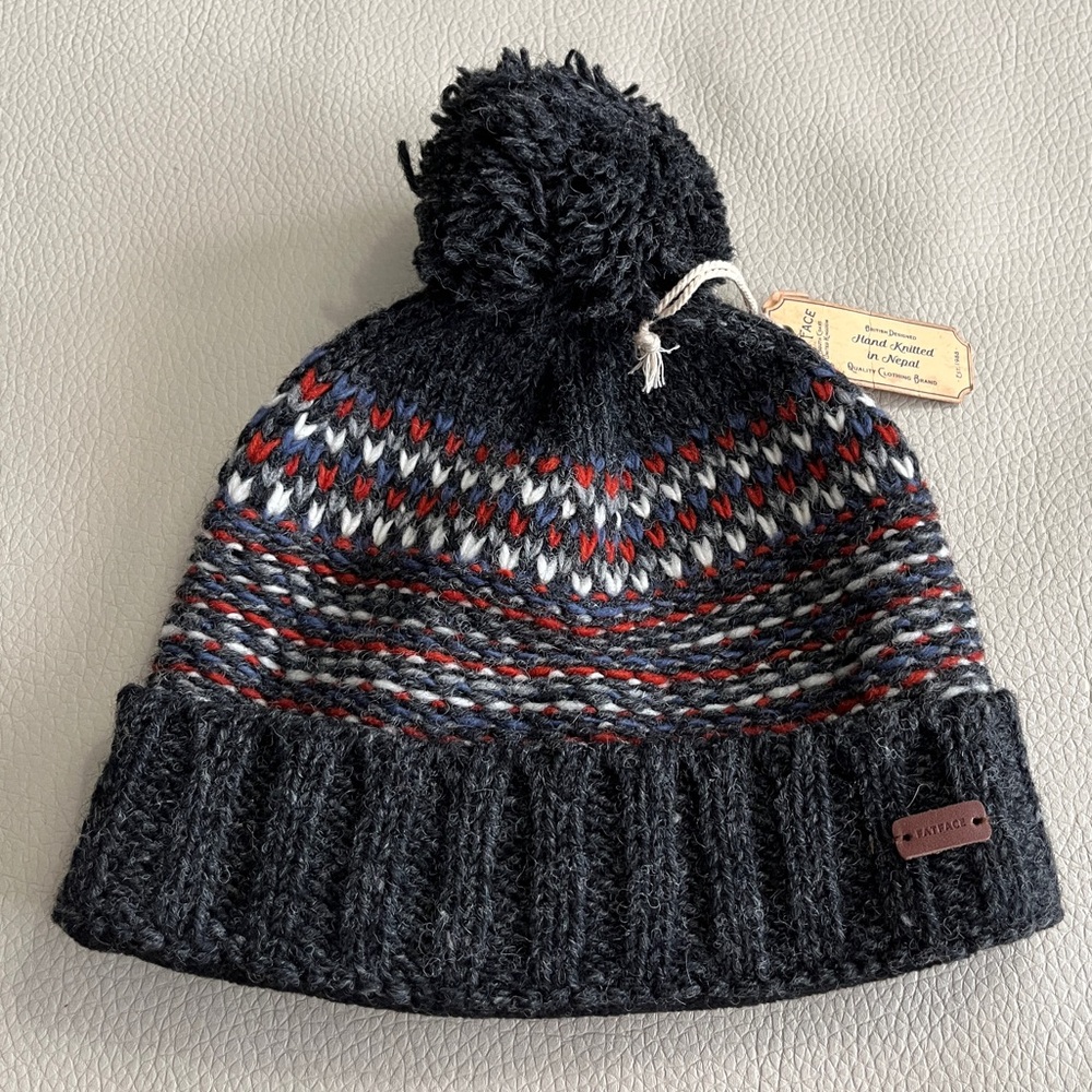 NWT - Fat Face Adult Hand Knitted 100% Wool Fairisle Bobble Hat